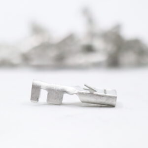 Flachsteckhülse mit Raste 4.0 bis 6.0 mm2